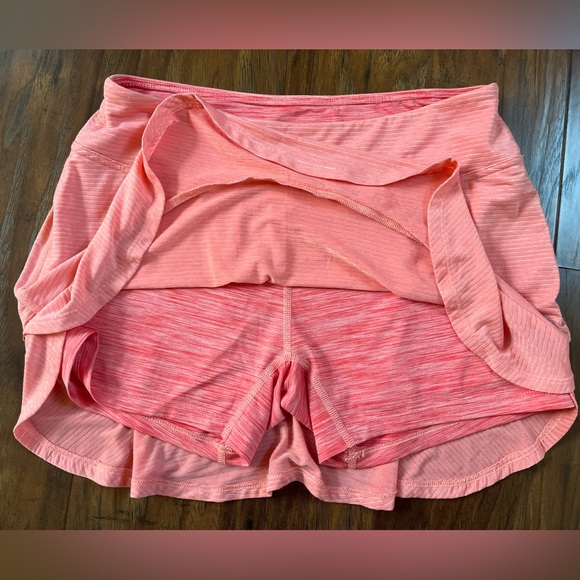 Lija pickleball skirt, Like new, peach color, Small, Tennis, Golf - Picture 5 of 6